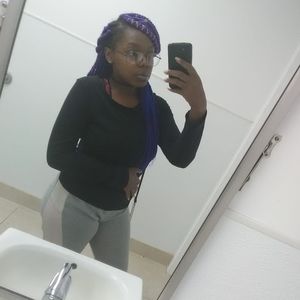 Meet your Posher, Teronica